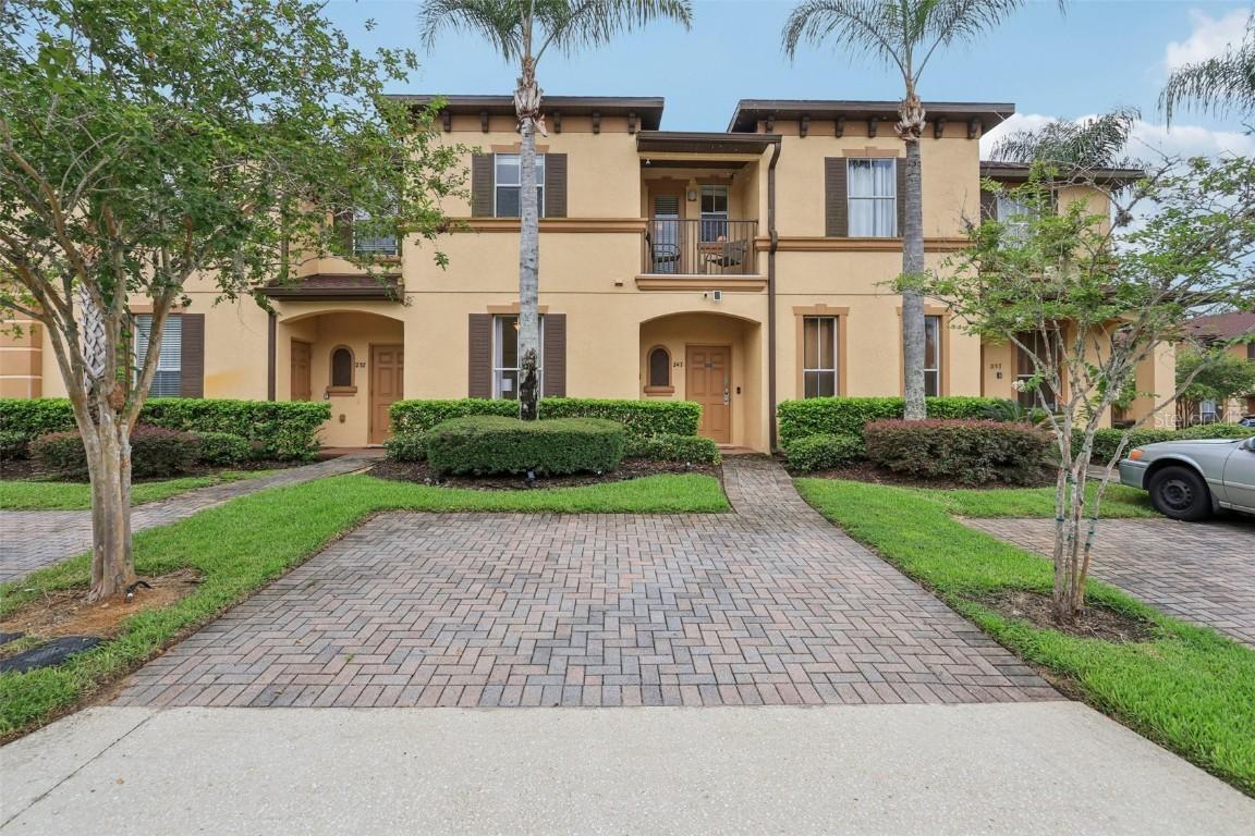 247 Calabria Ave., Davenport, FL 33897