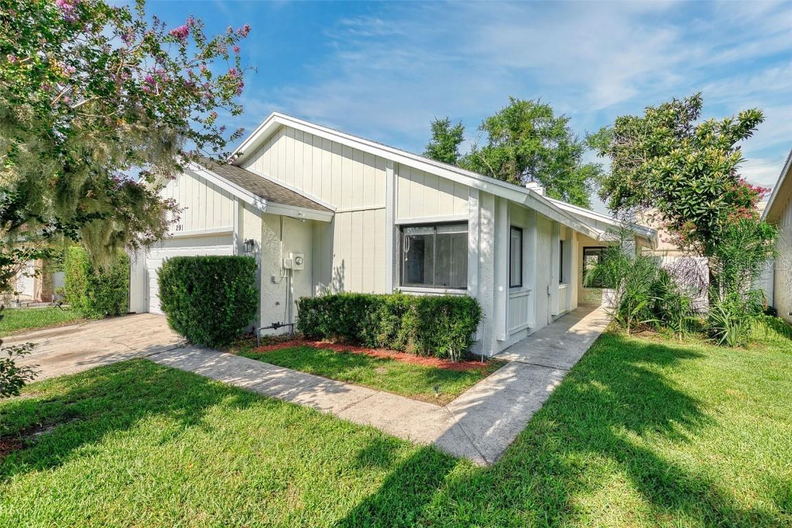 291 Drosdick Dr., Casselberry, FL 32707