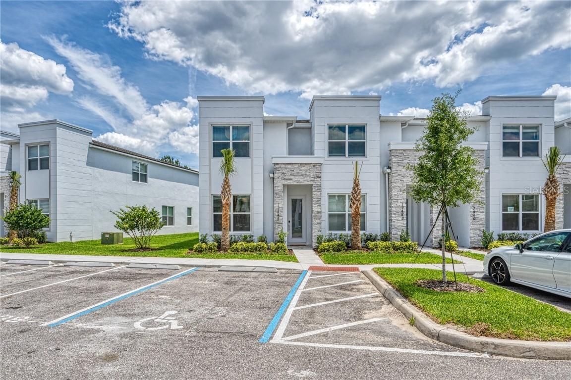 17444 Hidden Forest Dr., Clermont, FL 34714