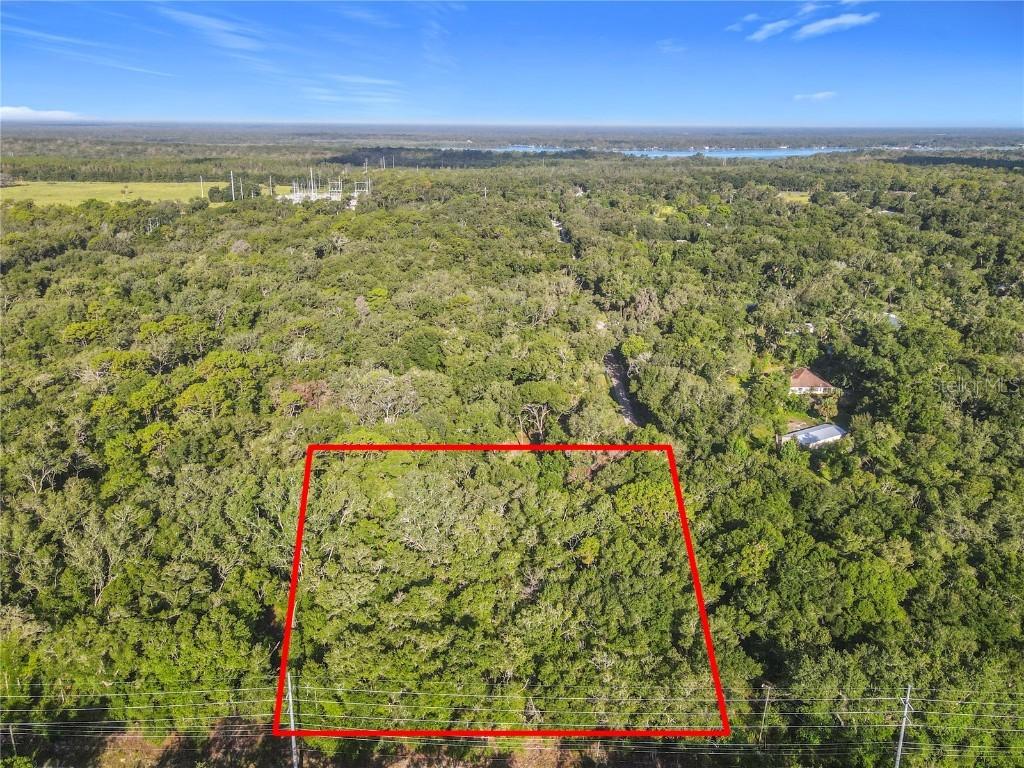 875 Stardust Way, Deland, FL 32720