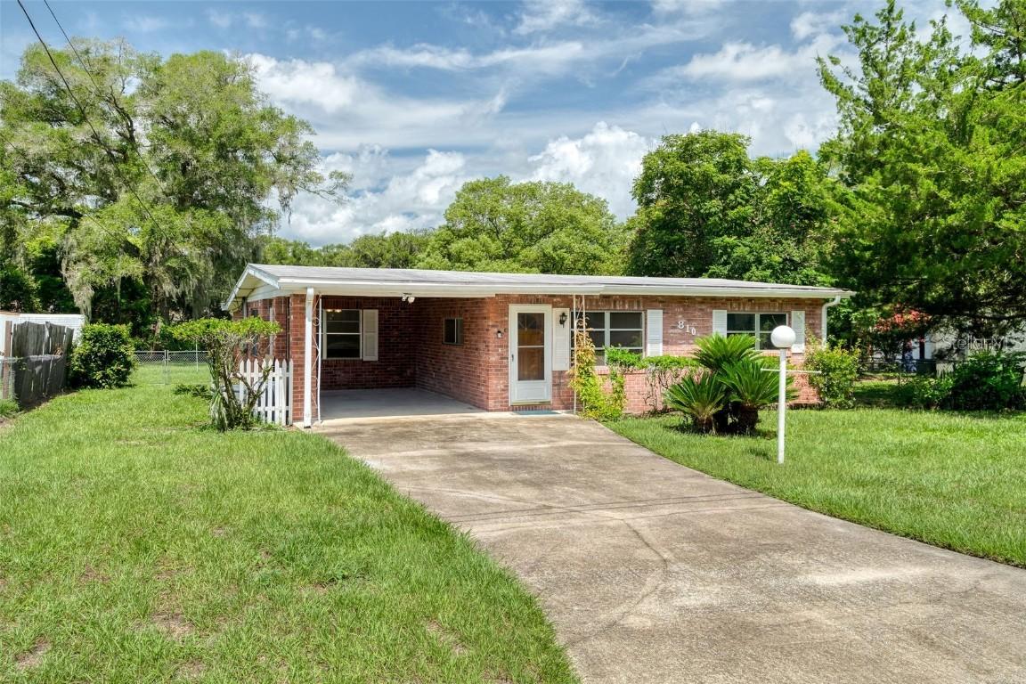 810 Margaret St., Deland, FL 32720