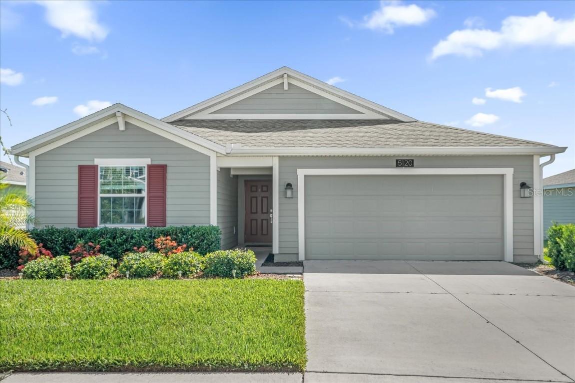 5120 Tanzanite Dr., Mount Dora, FL 32757