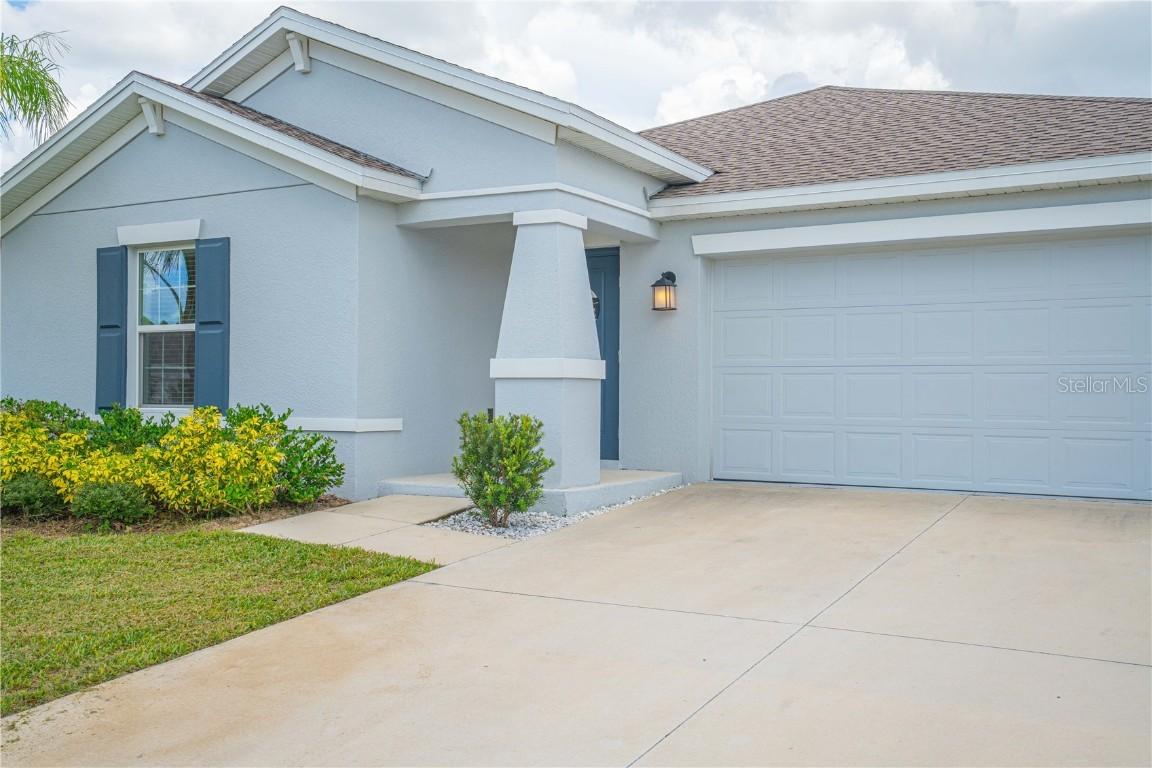 2049 Freemark St., Osteen, FL 32764