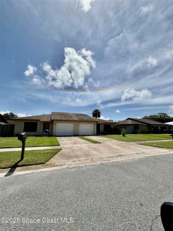 55 W Towne Pl., Titusville, FL 32796