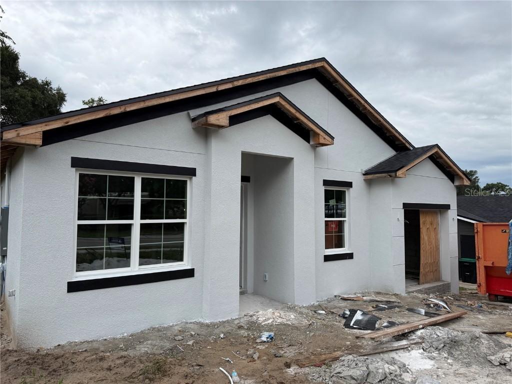 400 W 13th St., Apopka, FL 32703