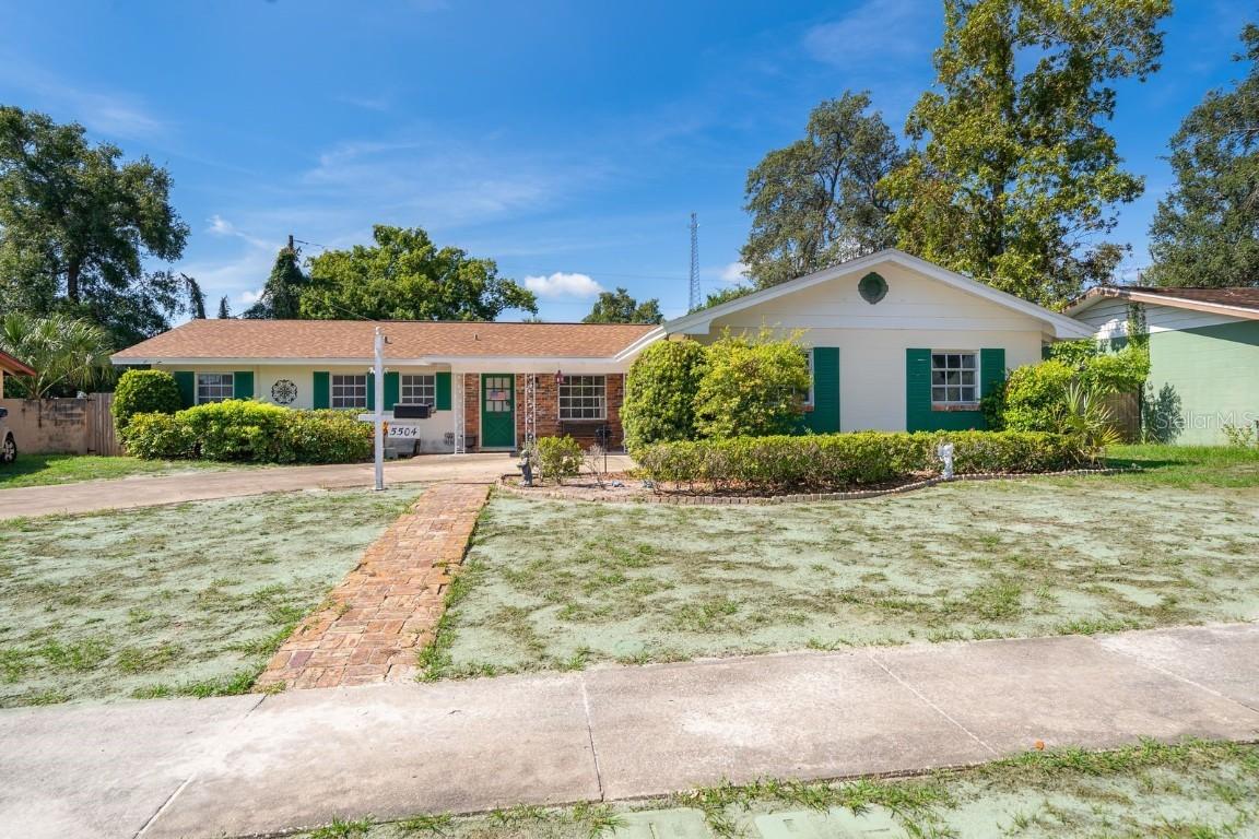 5504 Sedgefield St., Orlando, FL 32808