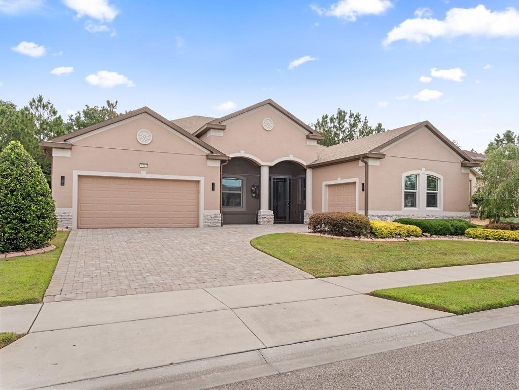 8348 Bridgeport Bay Cir., Mount Dora, FL 32757