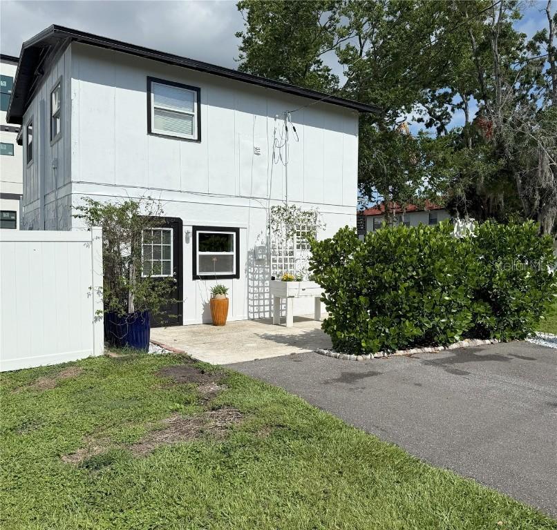 7013 S West Shore Blvd., Tampa, FL 33616