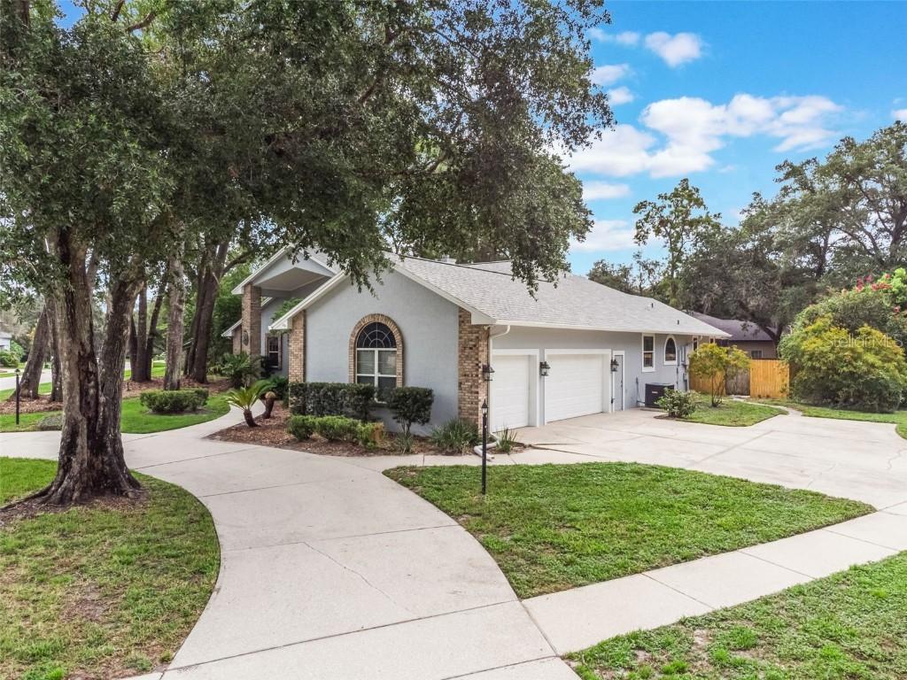 260 Shady Oaks Cir., Lake Mary, FL 32746