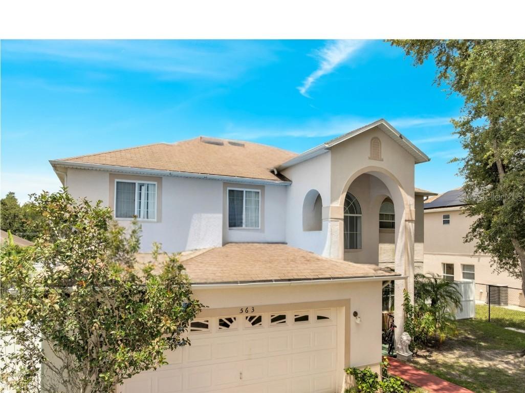 563 Bristol Cir., Kissimmee, FL 34758