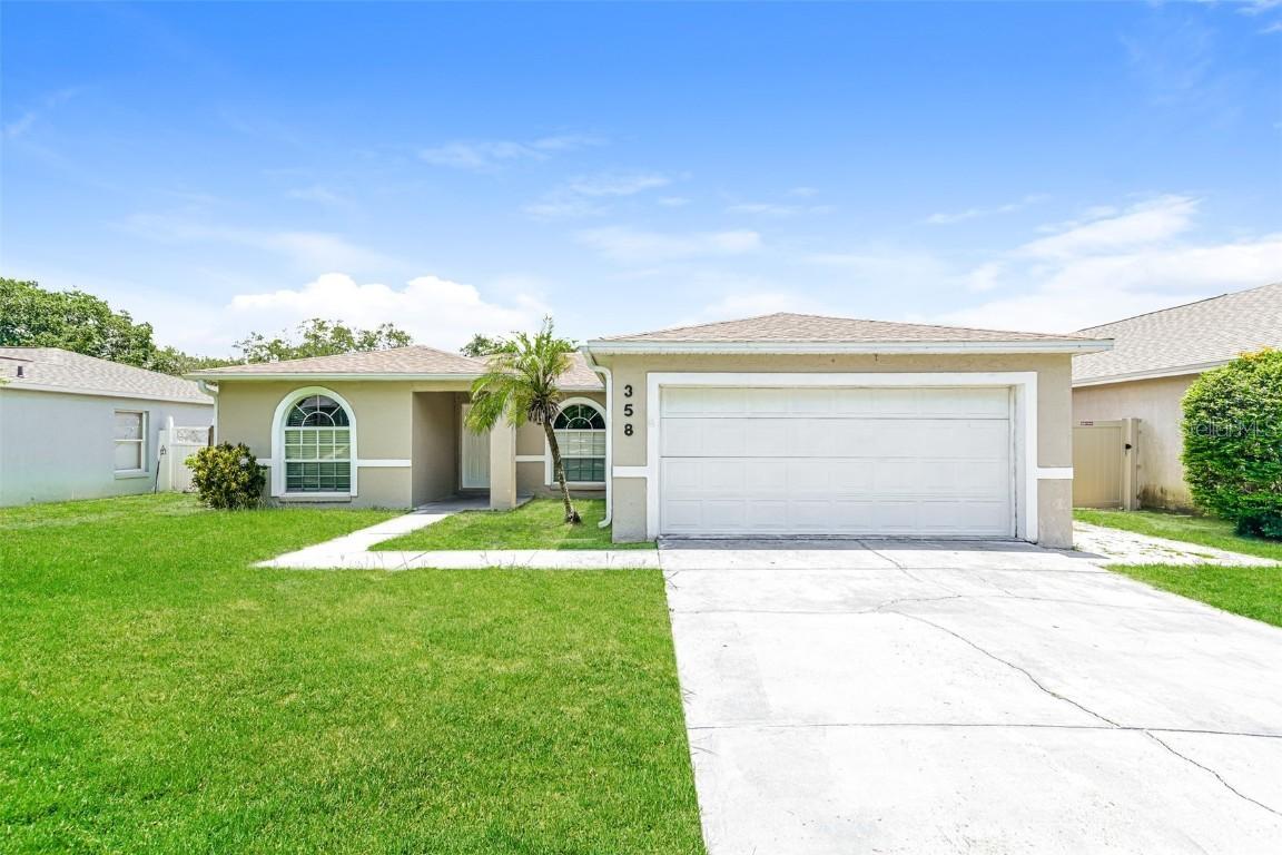 358 Lake Daisy Cir., Winter Haven, FL 33884