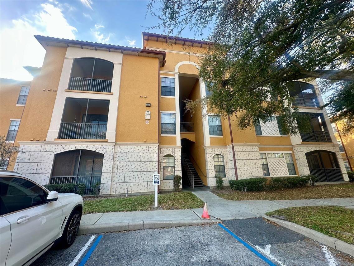 6169 Metrowest Blvd. #307, Orlando, FL 32835