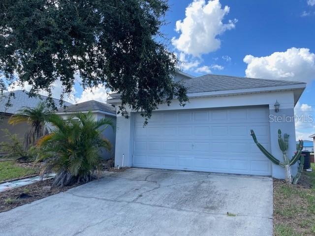 336 Cello St., Davenport, FL 33896