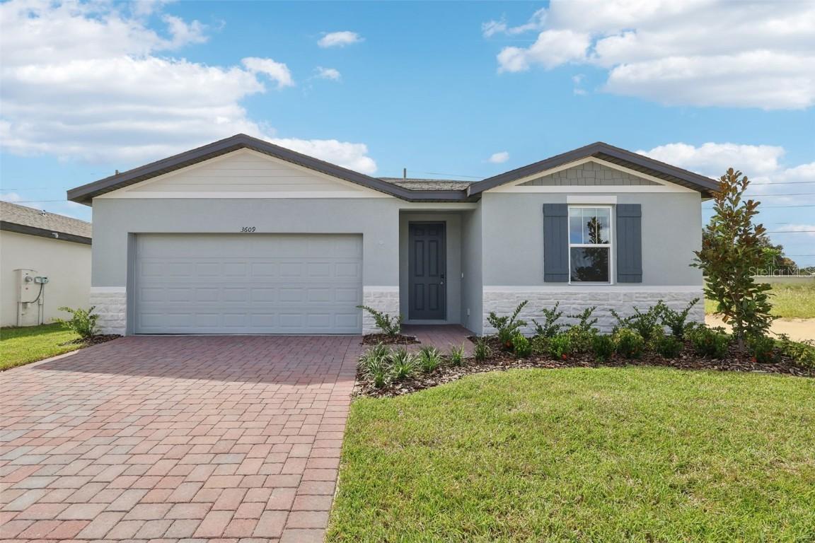 3609 Portsmouth Ln., Haines City, FL 33844