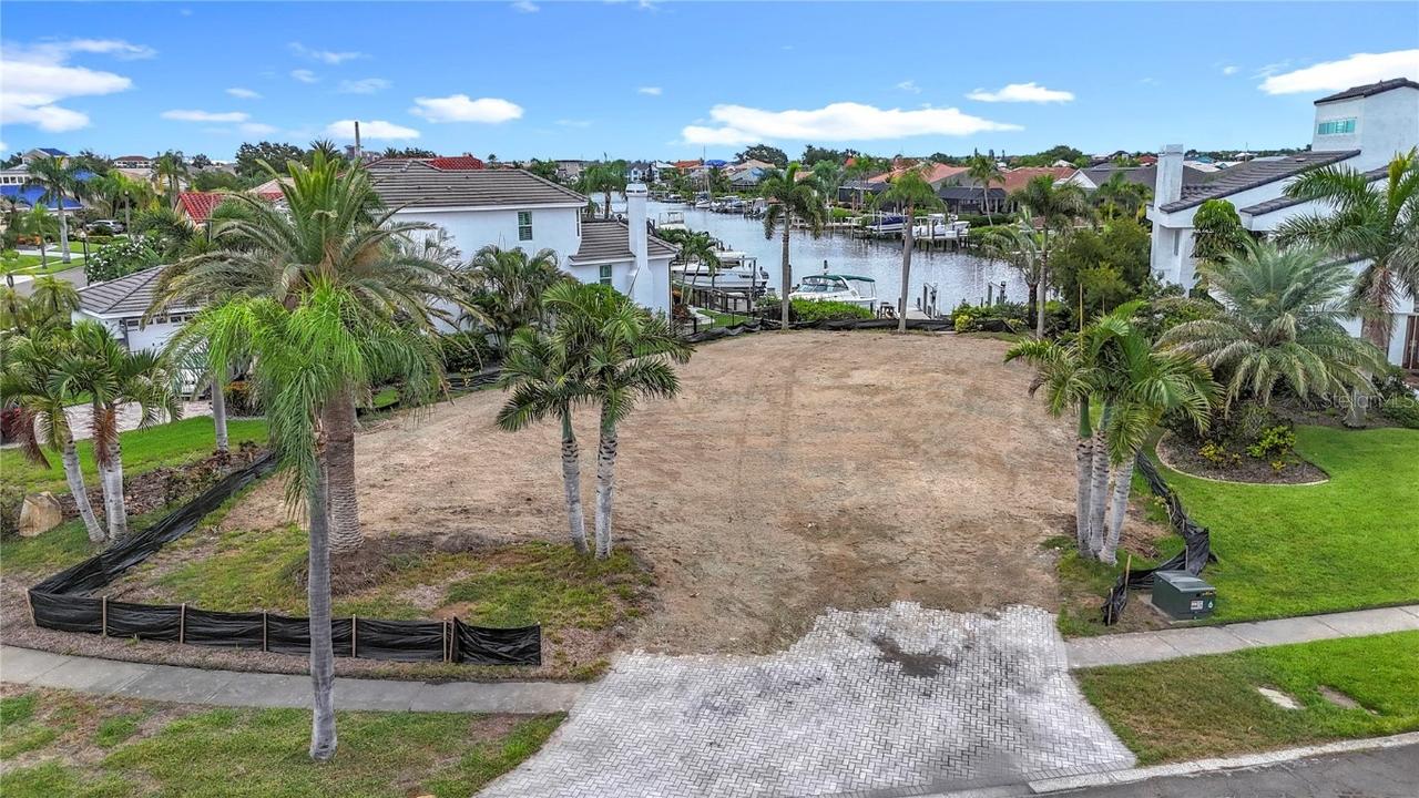6005 Adagio Ln., Apollo Beach, FL 33572