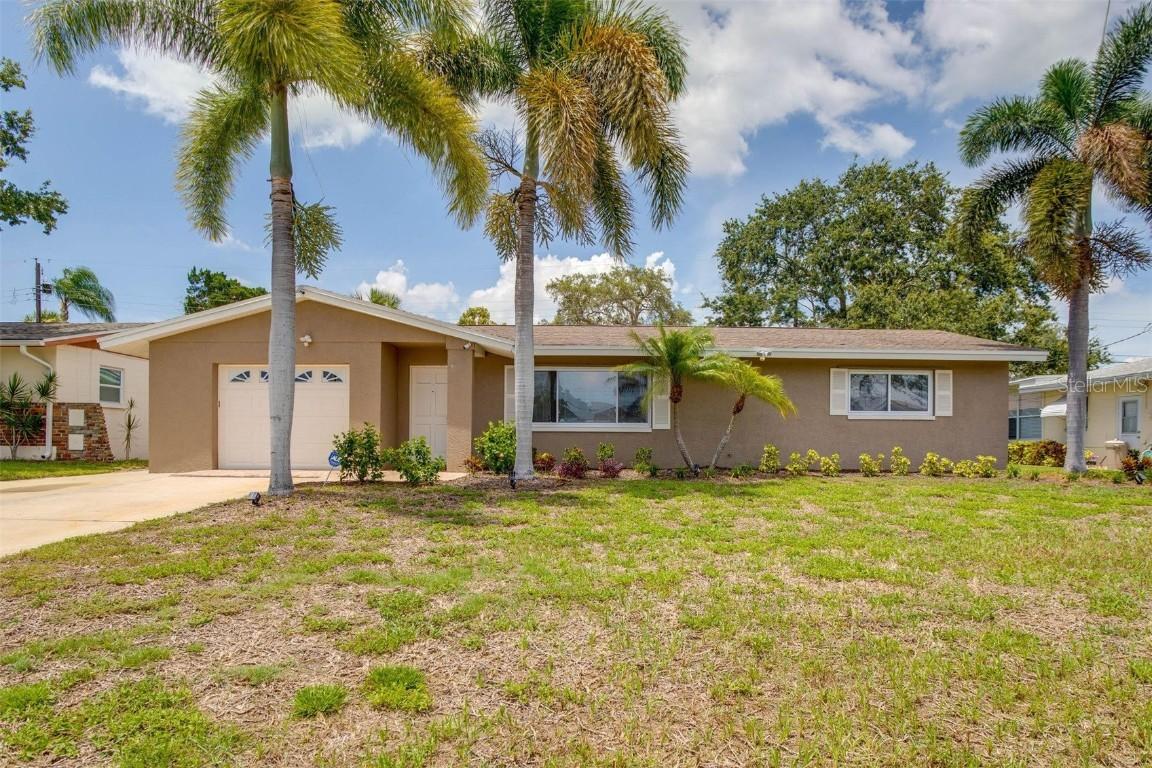 11533 69th Ave., Seminole, FL 33772