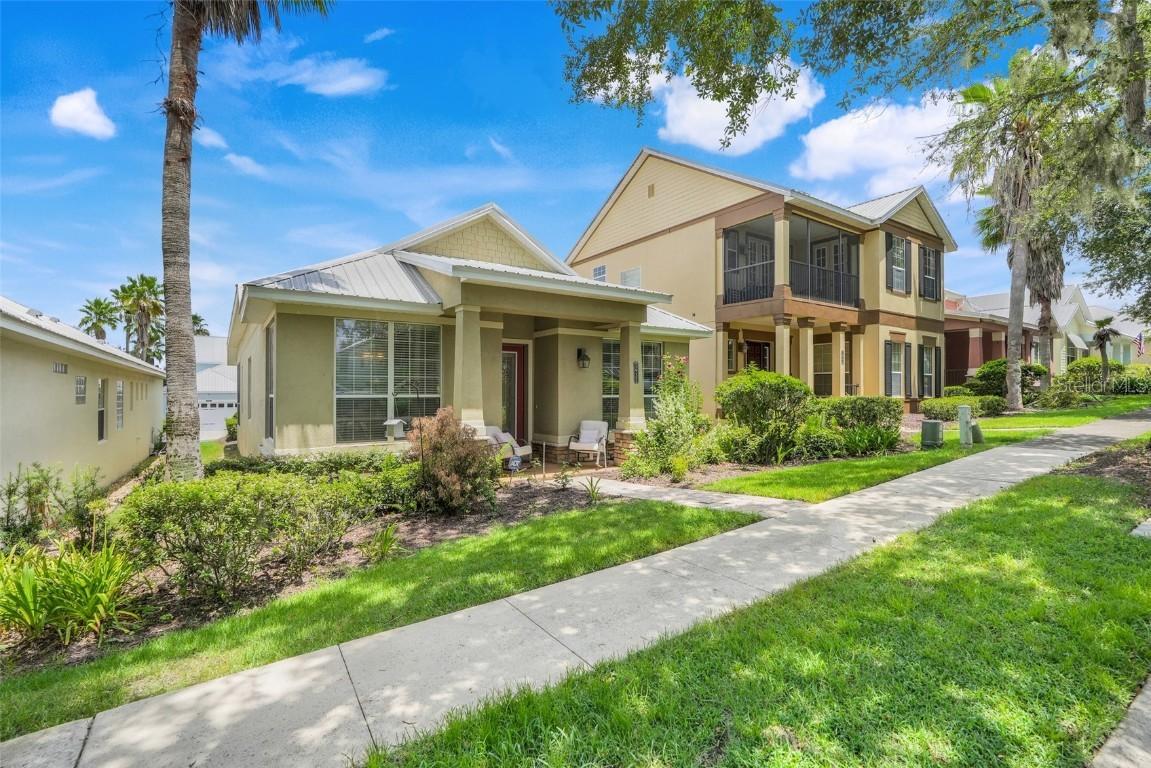 1925 Appalachee Cir., Tavares, FL 32778