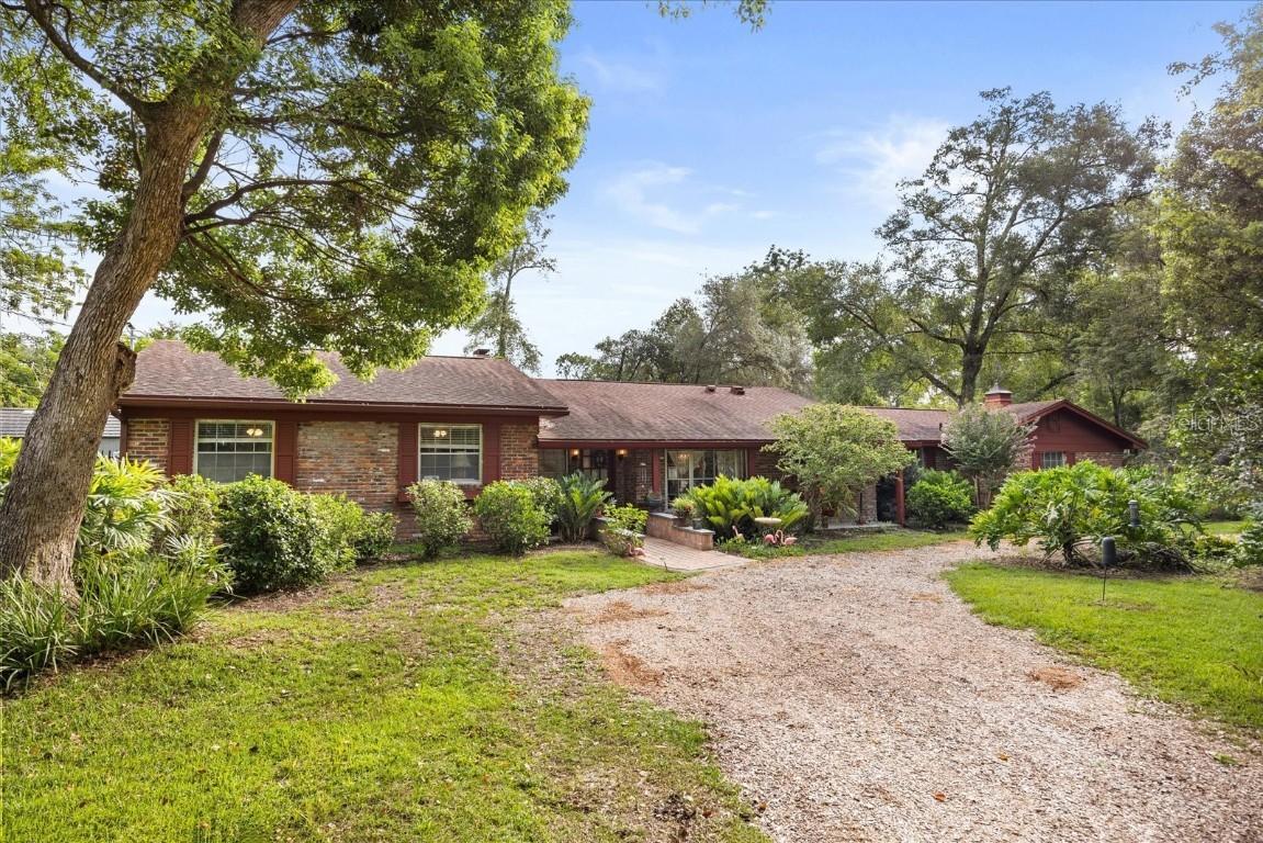 295 Frances Cir., Altamonte Springs, FL 32701