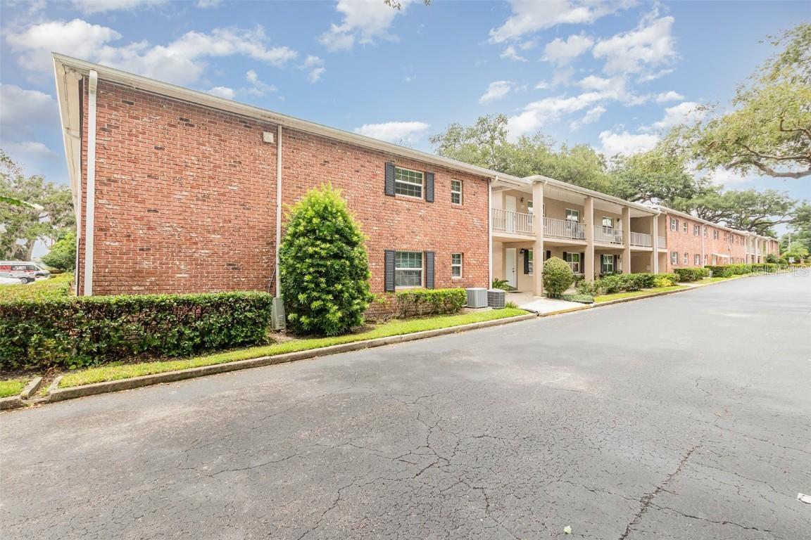 2500 Lee Rd. #237, Winter Park, FL 32789