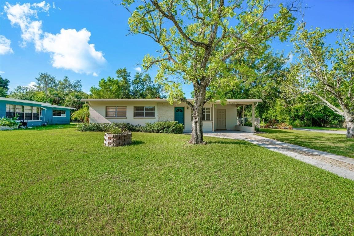 165 Pinecrest Dr., Sanford, FL 32773