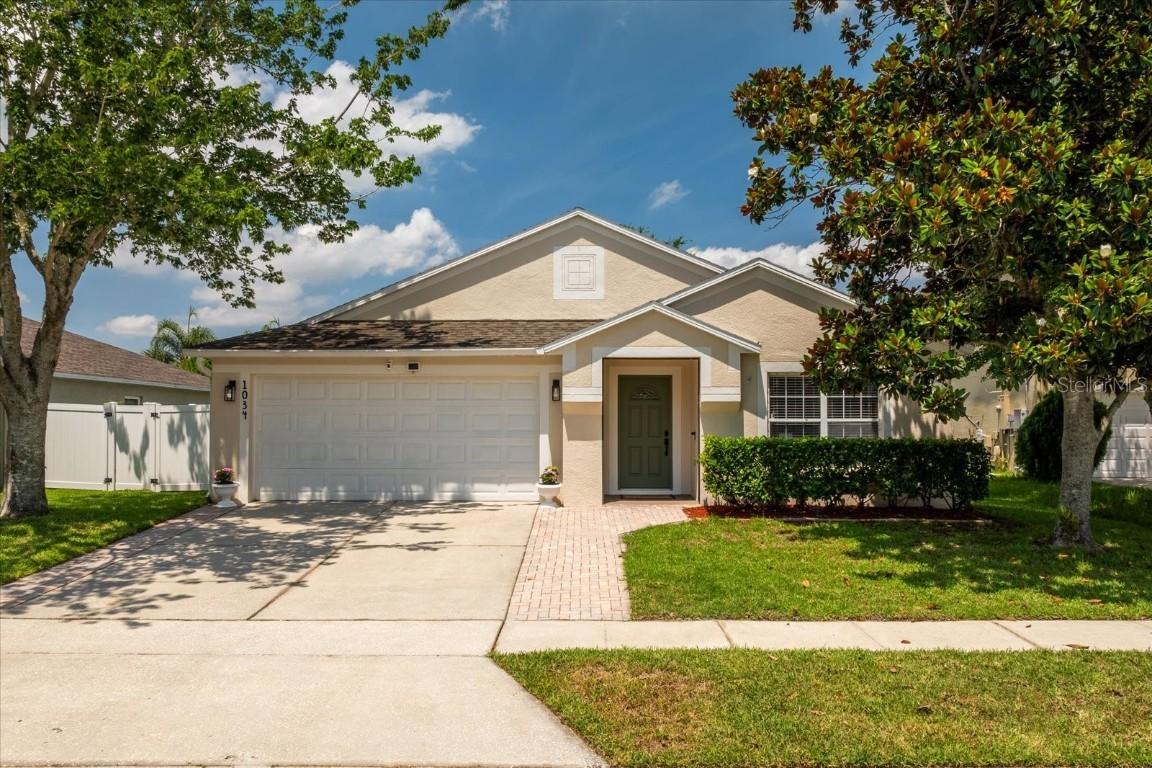 1034 Seneca Falls Dr., Orlando, FL 32828