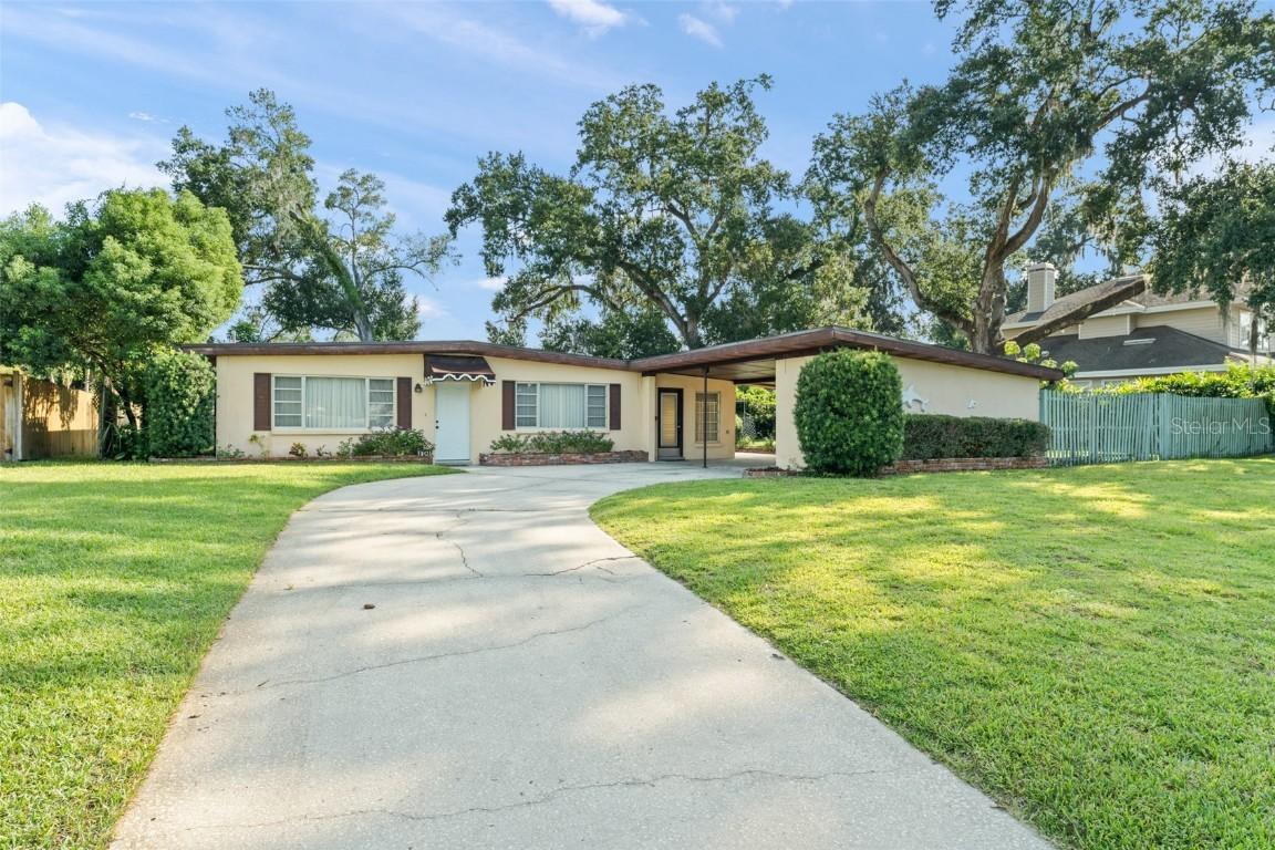 1301 Delridge St., Orlando, FL 32804