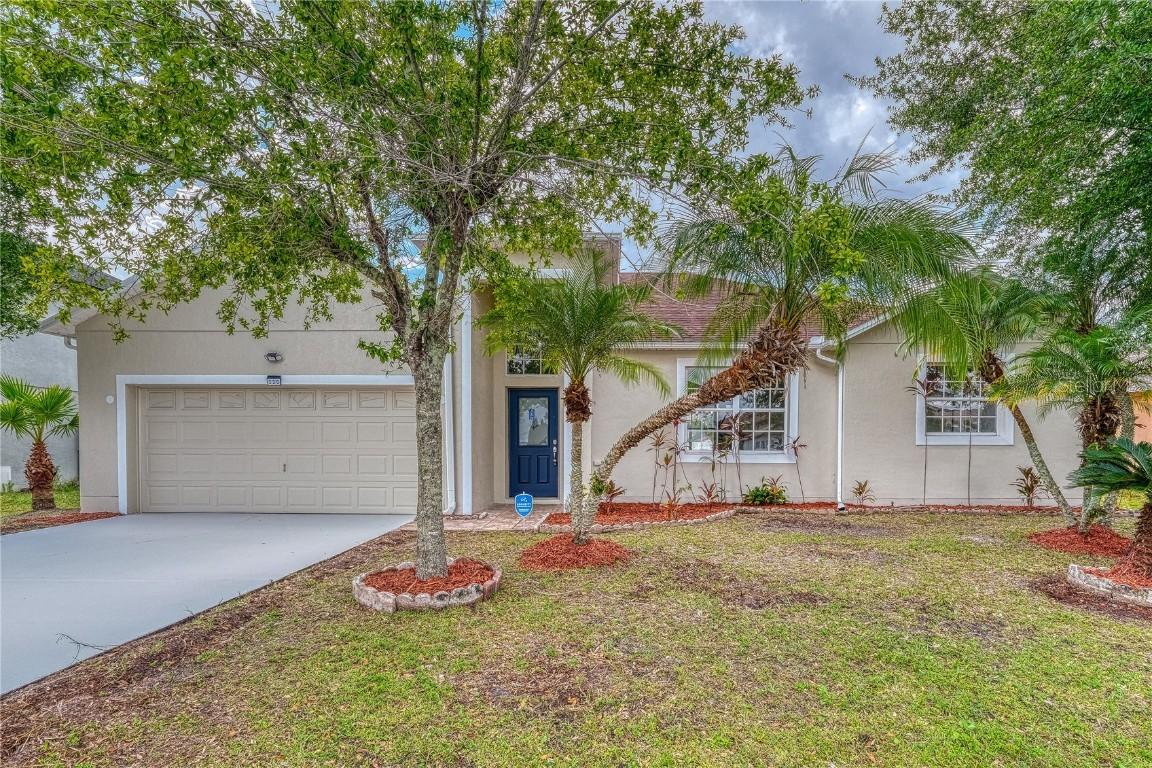 220 Abbotsbury Dr., Kissimmee, FL 34758