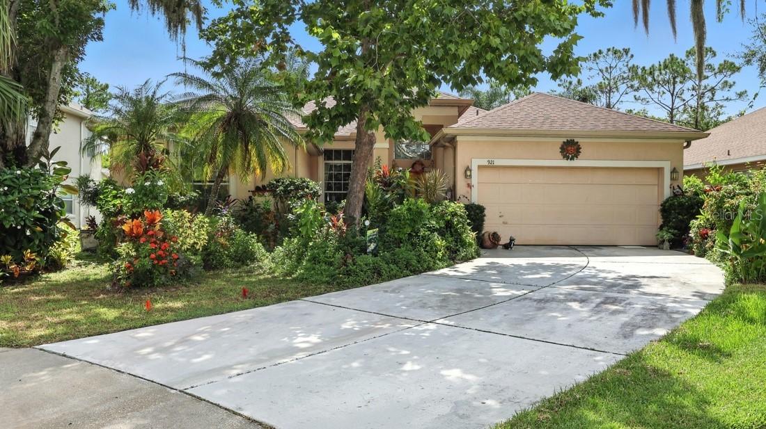 921 Rosinia Ct., Orlando, FL 32828