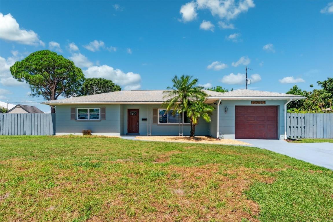 1900 40th St., St Petersburg, FL 33713