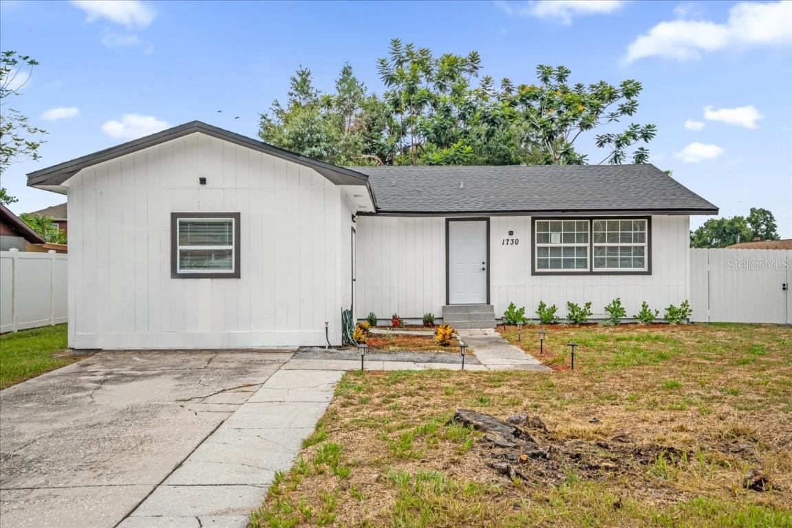 1730 Avenue C, Winter Haven, FL 33881