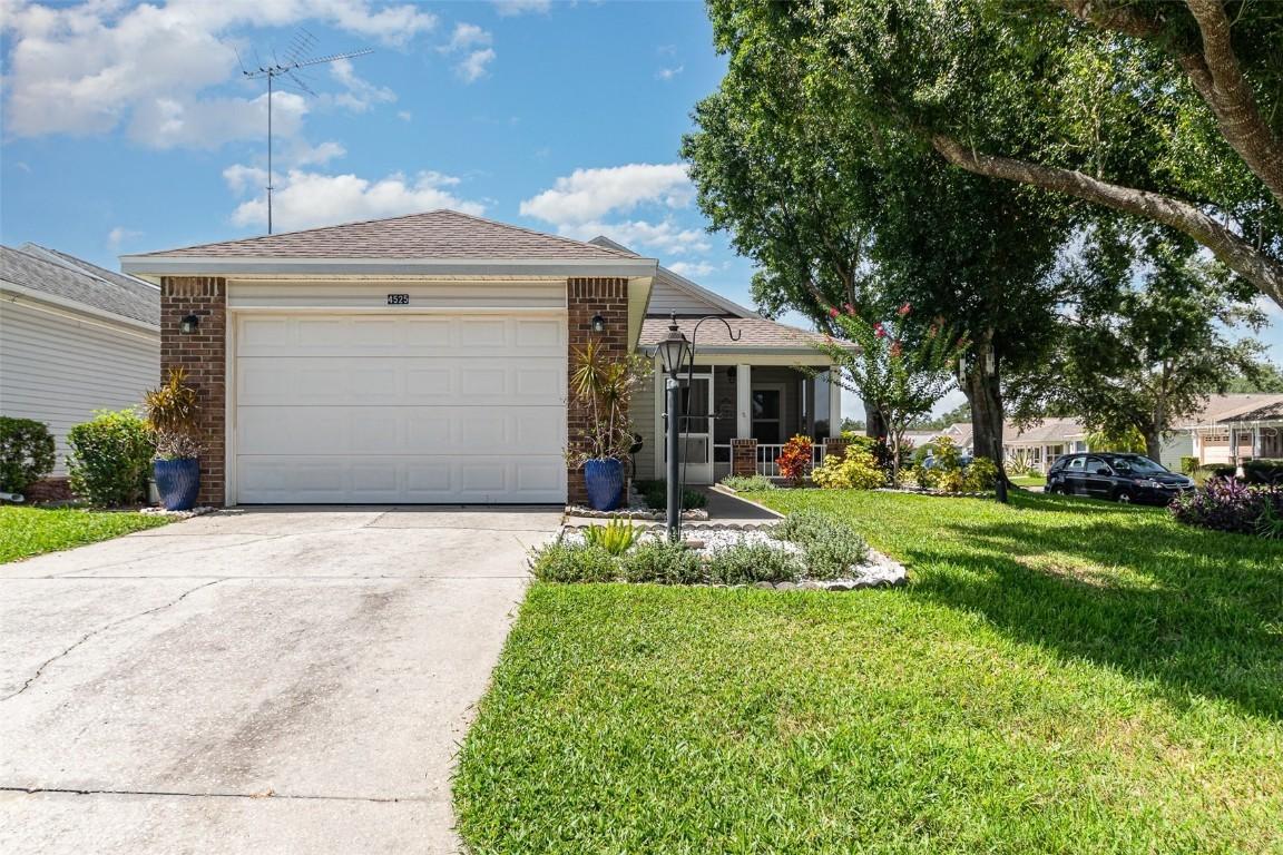 4525 Eaglewood Dr., Leesburg, FL 34748