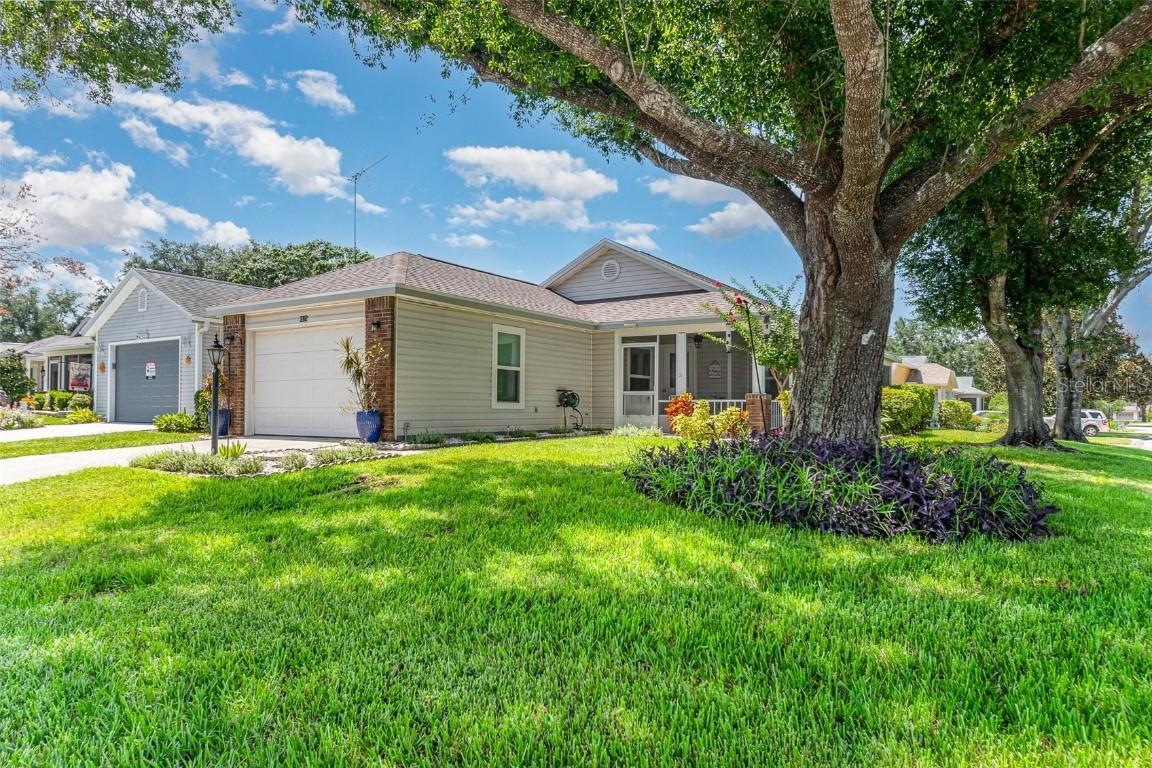 4525 Eaglewood Dr., Leesburg, FL 34748