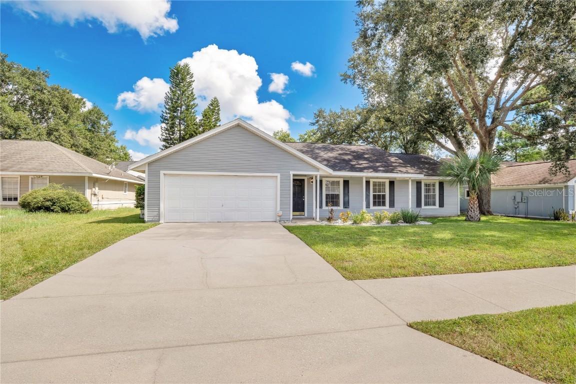 1002 Stout Ct., Oviedo, FL 32765