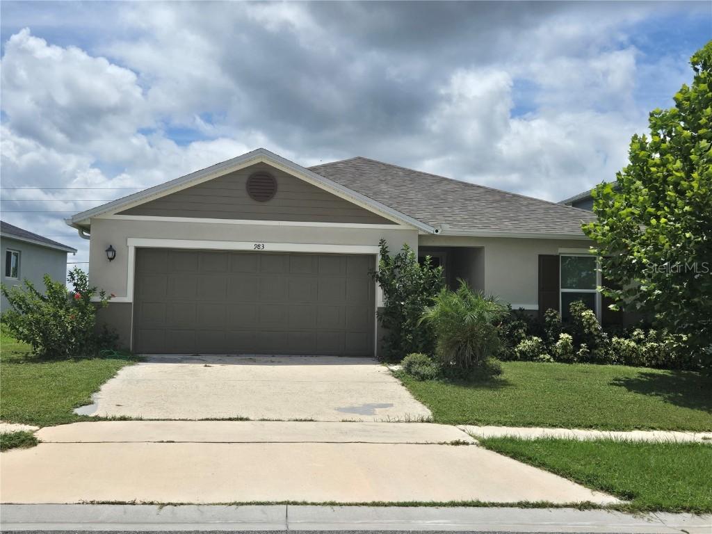 983 Gotthard Pass Dr., Winter Haven, FL 33881