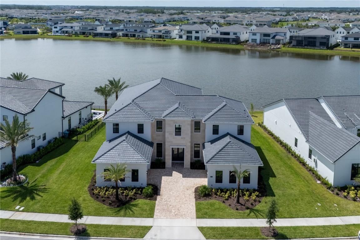 9760 Laurel Berry Dr., Orlando, FL 32827