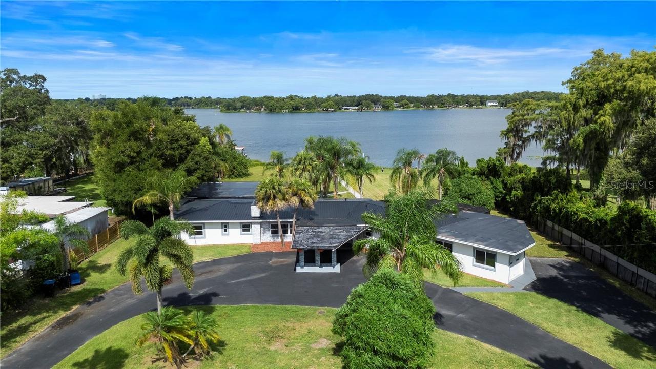 5526 Parkdale Dr., Orlando, FL 32839