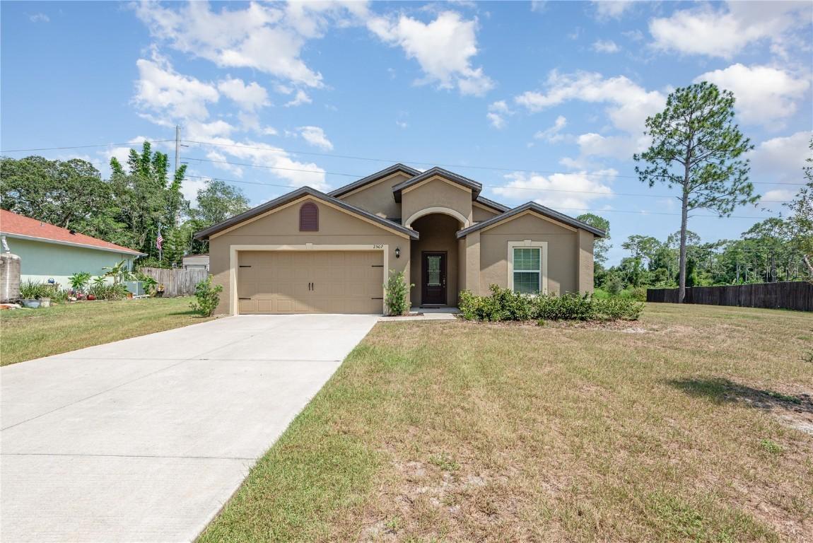 2507 Whitehorse St., Deltona, FL 32738
