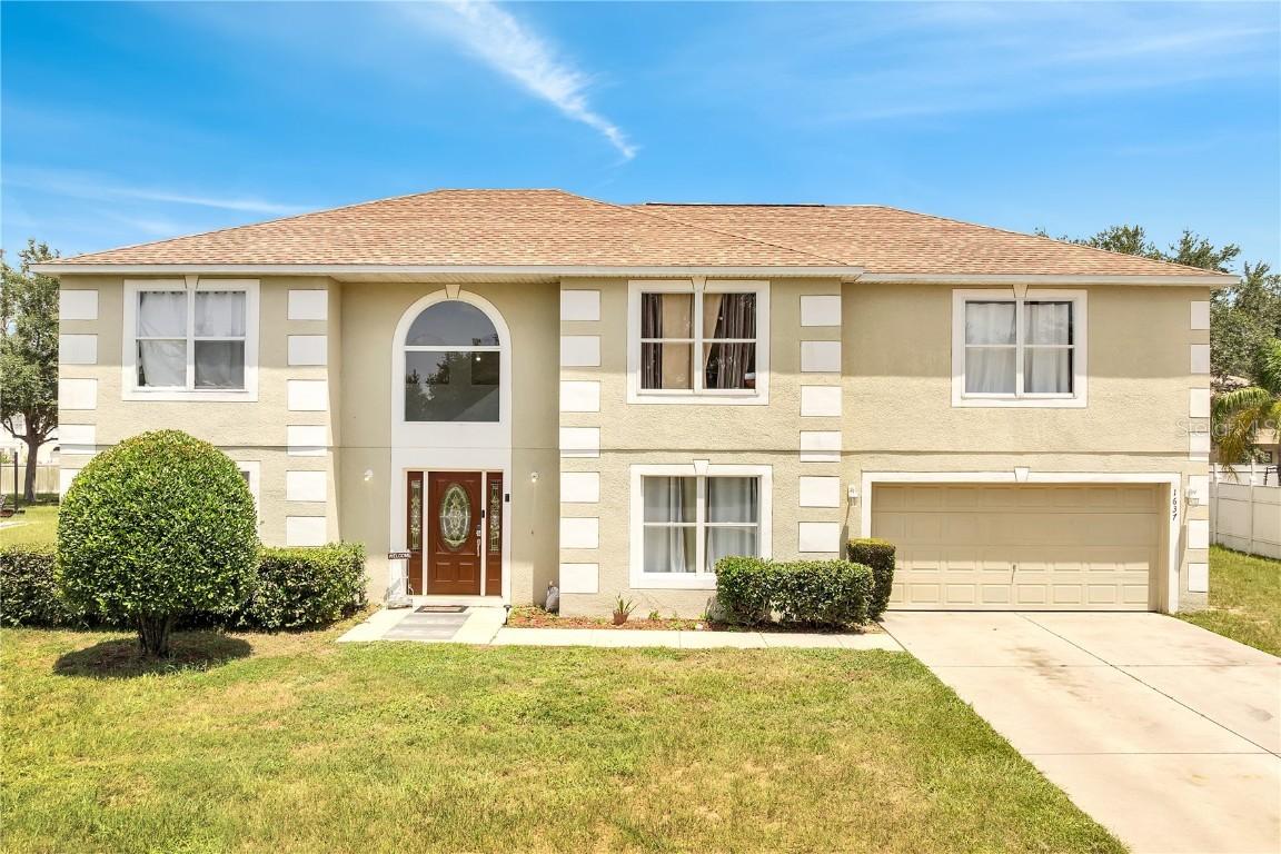 1637 Myrtle Lake Ave., Fruitland Park, FL 34731