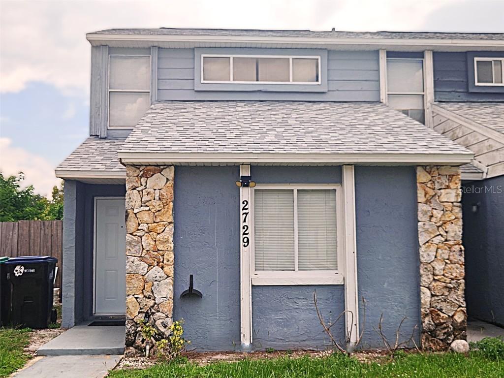 2729 Hunt Club Ln., Orlando, FL 32826