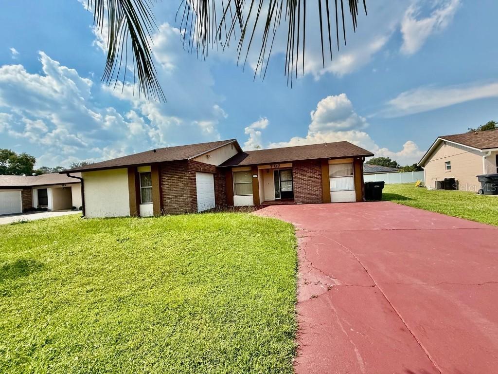 707 Tournament Ln., Kissimmee, FL 34759