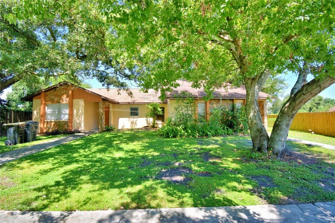5170 Cimarron Dr., Lakeland, FL 33813
