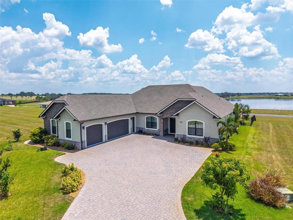 525 Pond Cypress Ct., Auburndale, FL 33823
