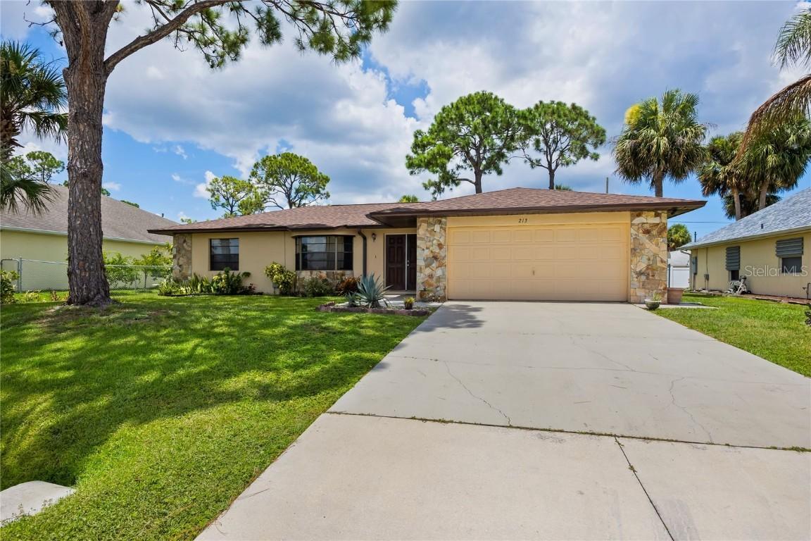 213 Alcantarra Nw St., Palm Bay, FL 32907