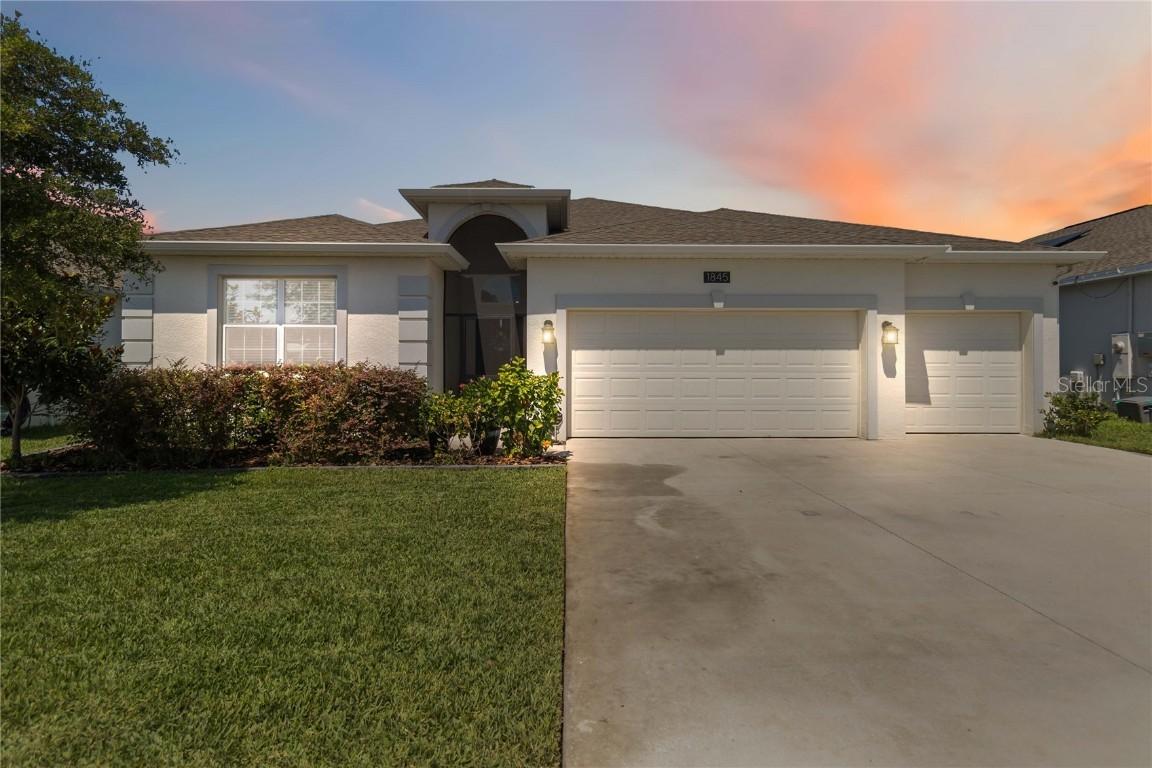 1845 Perch Hammock Loop, Groveland, FL 34736