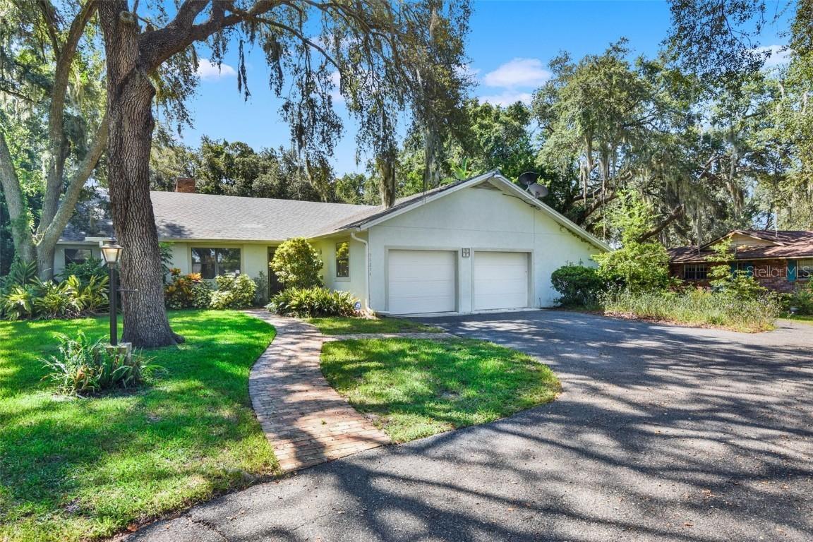 33214 Coventry Dr., Leesburg, FL 34788