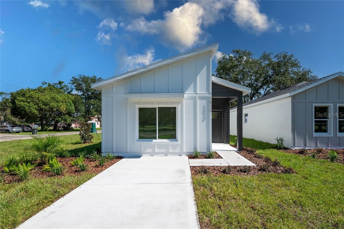 1520 W 8th St., Sanford, FL 32771