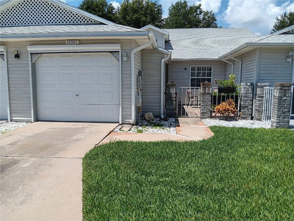 26062 Newcombe Cir., Leesburg, FL 34748