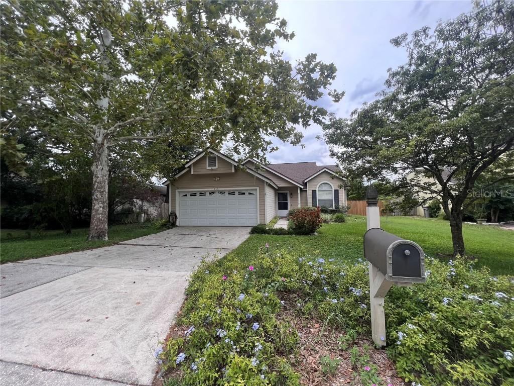 1049 Windsong Cir., Apopka, FL 32703