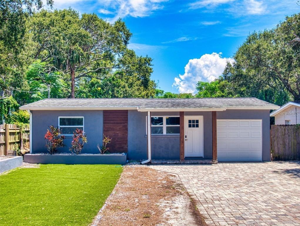 811 E 10th Ave., New Smyrna Beach, FL 32169