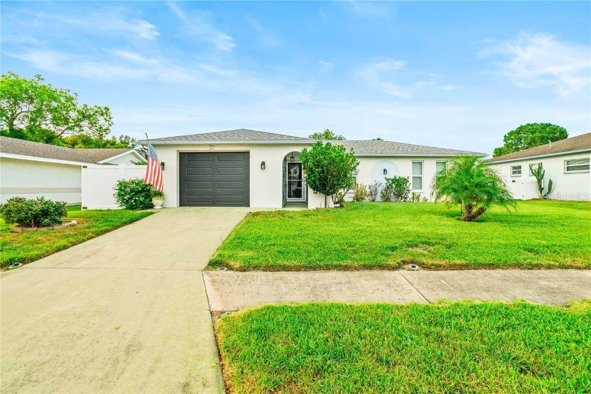 7837 Edinburgh Dr., New Port Richey, FL 34653